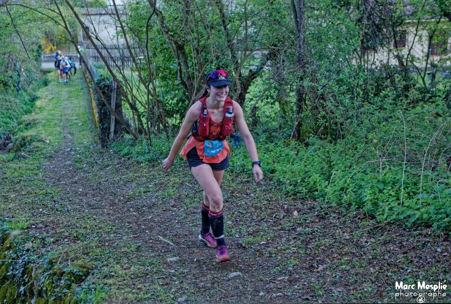 Sur le chemin d’accès avec le sourire !