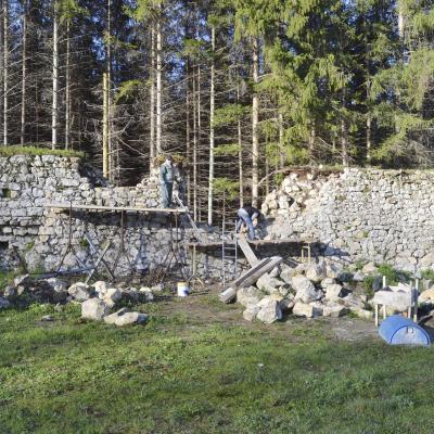 Brèche à combler entre tours OUEST et SUD